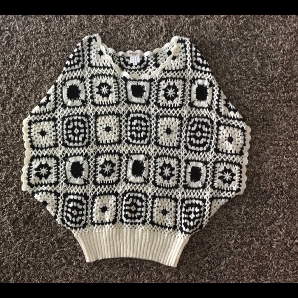 Pretty black and white Poncho